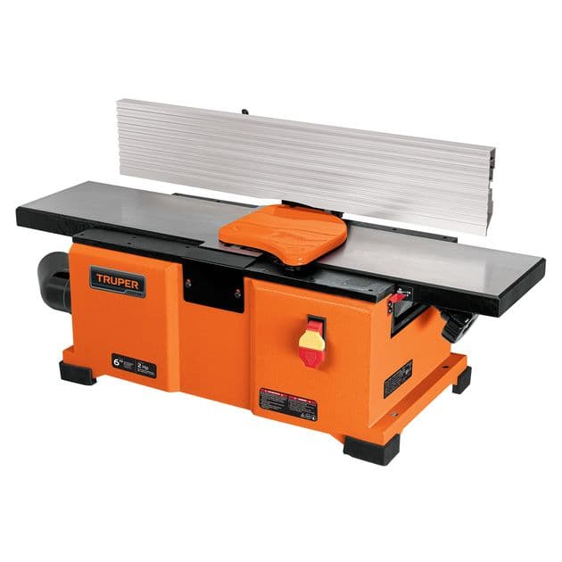 Cortadora de mesa Truper, ideal para trabajos de carpintería, disponible en Ferretería Guevara.